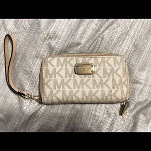 Michael Kors MK white monogram wristlet